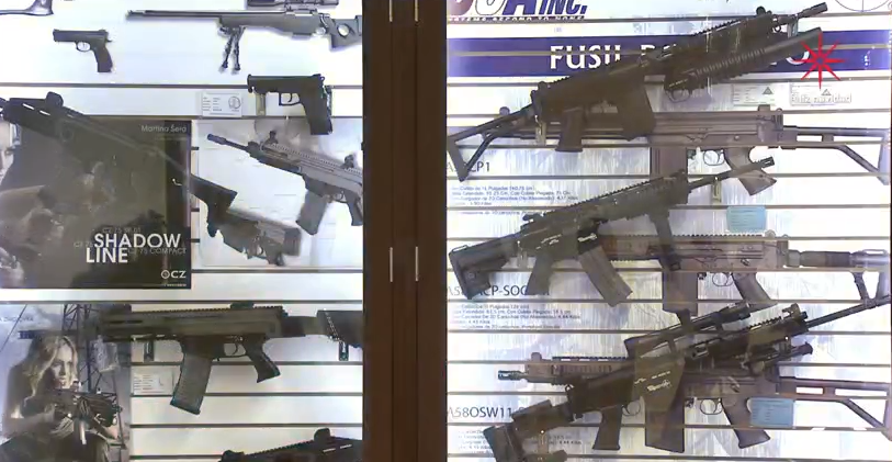 México registra aumento en número de personas que compran armas para protegerse