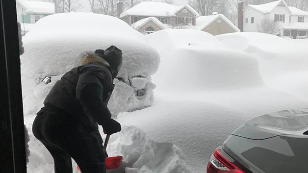 Nevadas intensas cubren Pennsylvania, piden no salir por riesgo de congelación