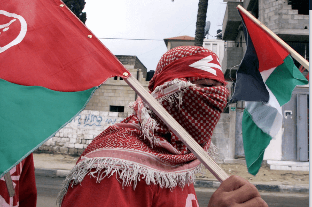 Palestino durante una demostración en Gaza, en diciembre del 2000
