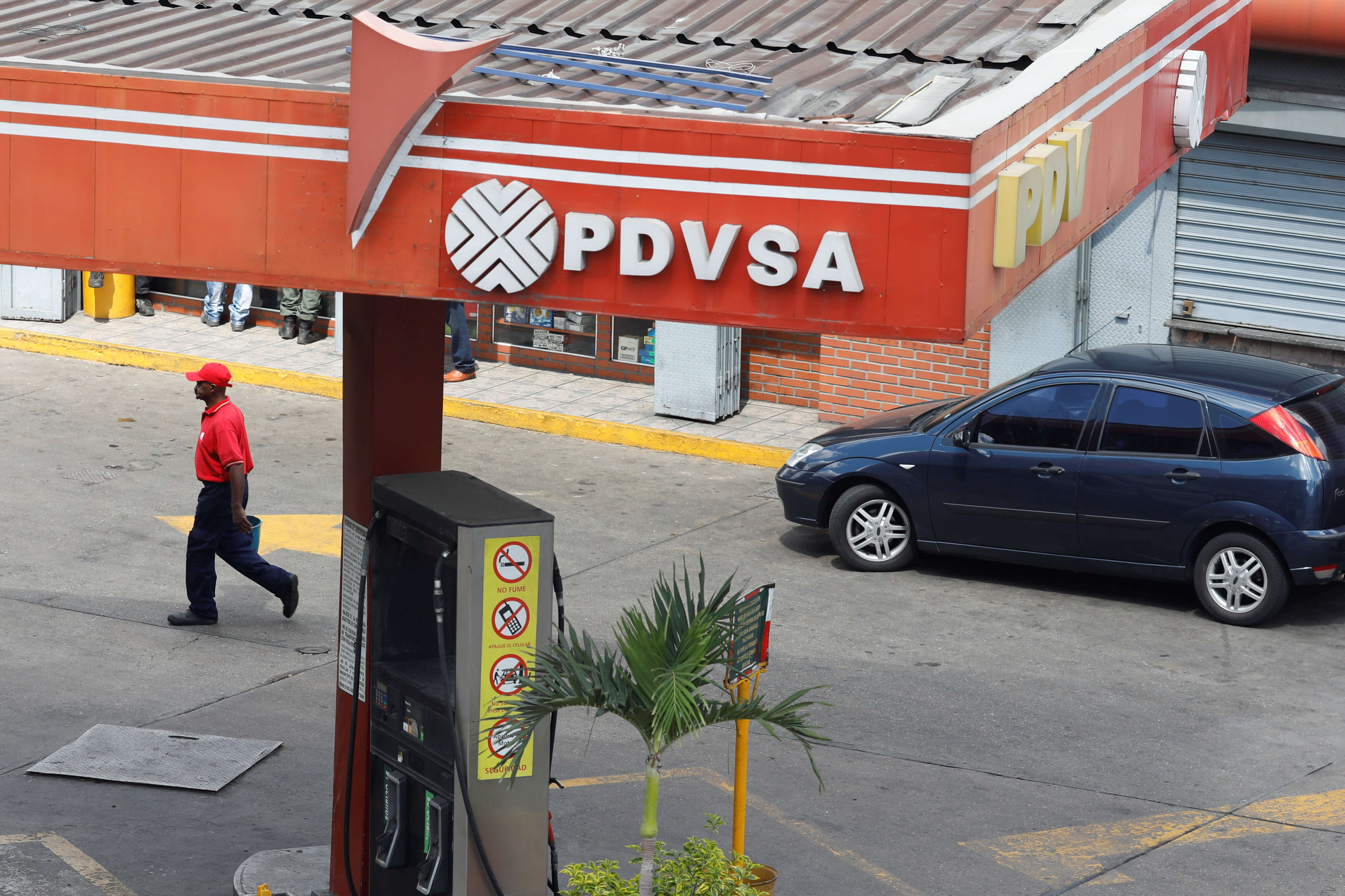 PDVSA inicia el pago de intereses de cuatro de sus bonos