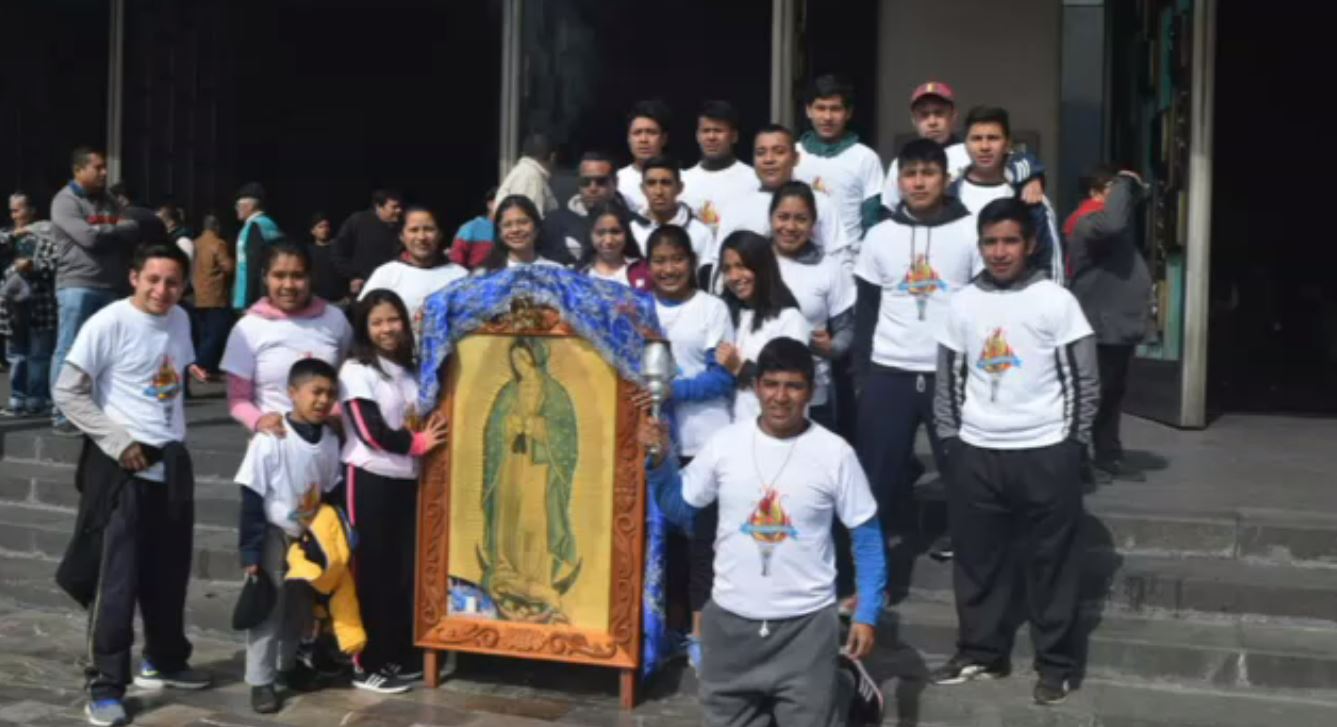 Peregrinos veracruzanos arriban a la Villa de Guadalupe