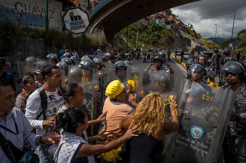 Protestas en Venezuela por falta de comida