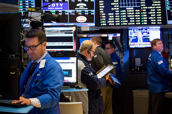 Wall Street abre al alza por acciones tecnológicas
