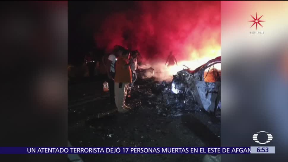 Mueren 10 personas en accidente carretero en Guerrero