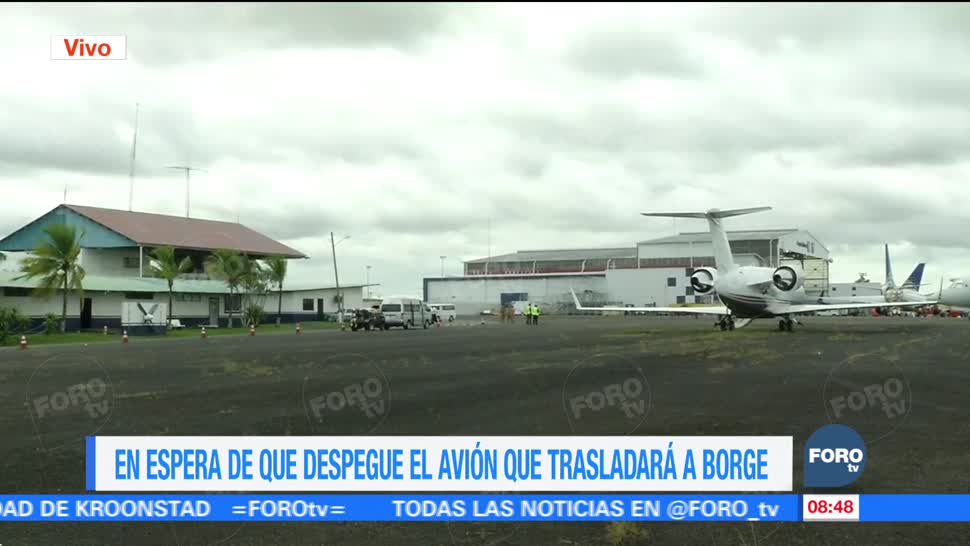 Roberto Borge llega a base aérea militar de Panamá para extradición