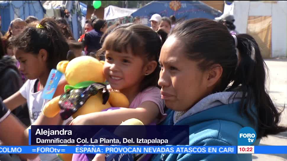 Niños damnificados por sismo del 19-S reciben regalos de los Reyes Magos