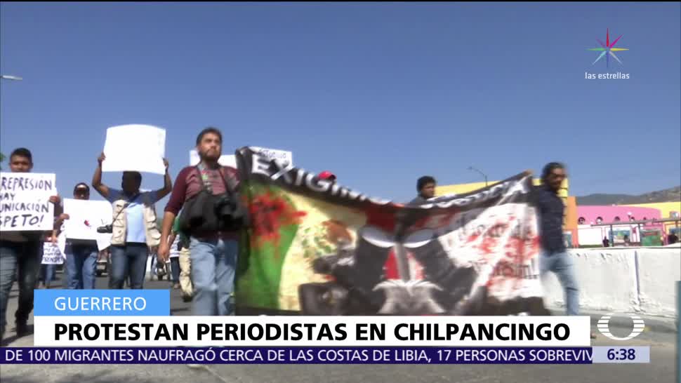 Marchan periodistas en Chilpancingo por agresiones en contra de seis reporteros