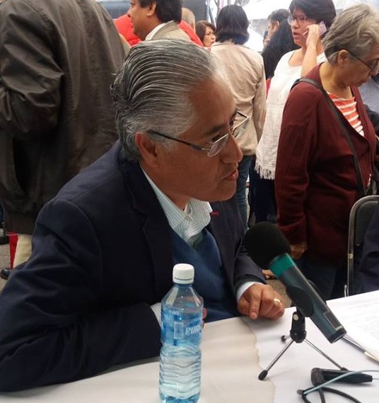 Exrector Alejandro Vera presenta solicitud al Partido Humanista para contender en Morelos