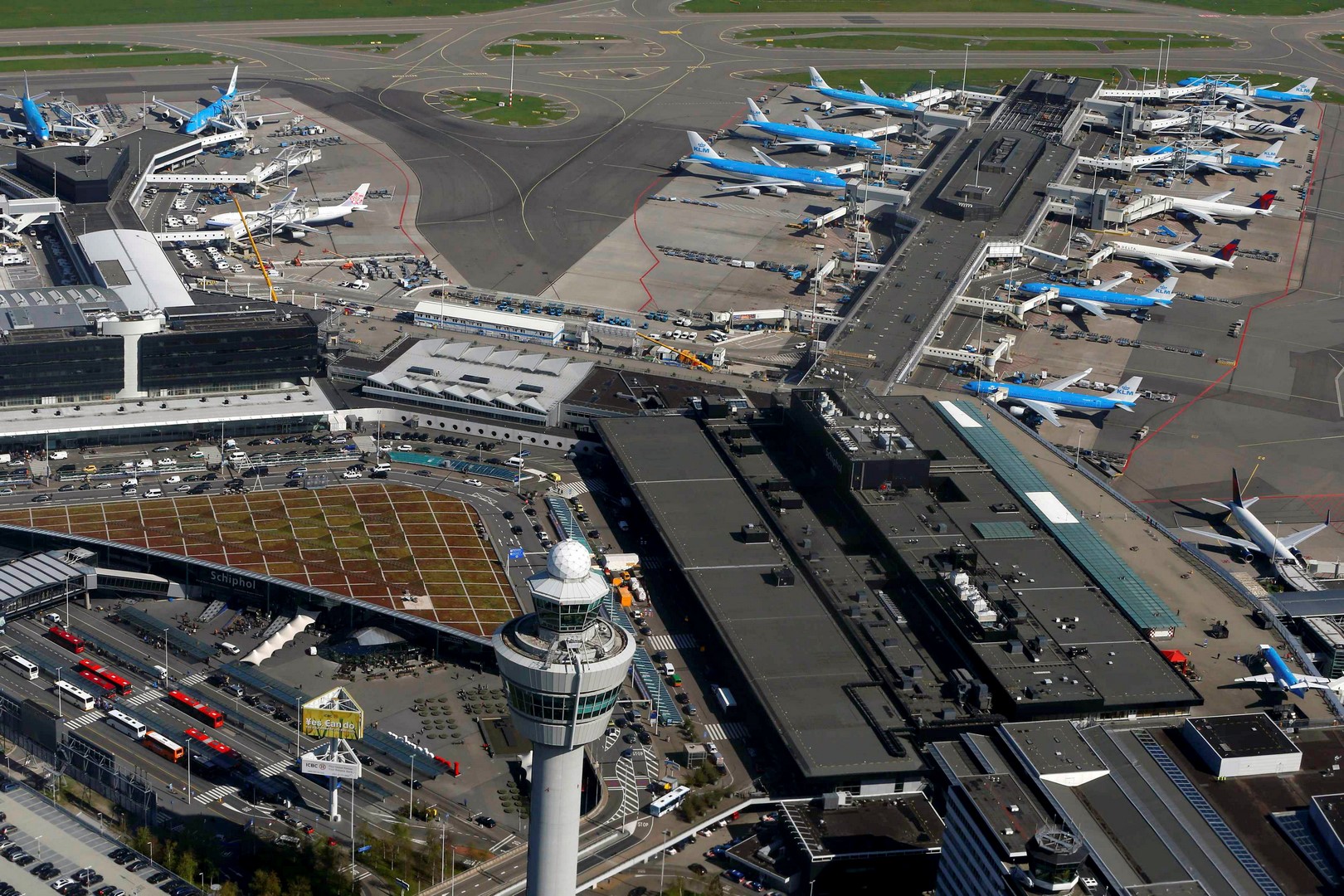 Avión KLM con rumbo a México se declara en emergencia