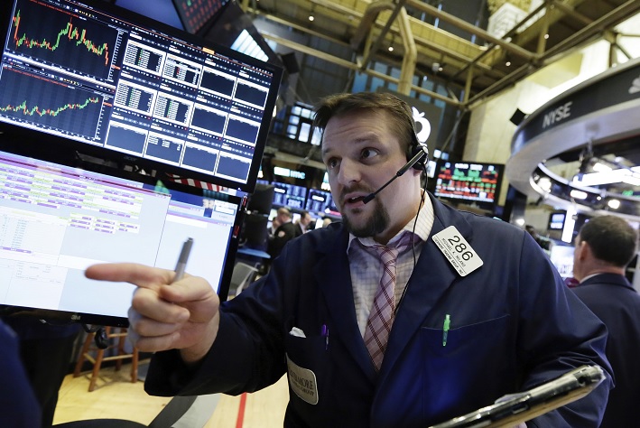 Wall Street recupera pérdidas y Dow Jones sube 0 28 ciento