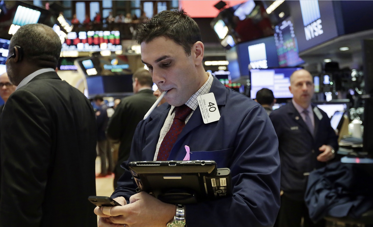 Wall Street cierra baja y Dow Jones pierde 0 37 ciento