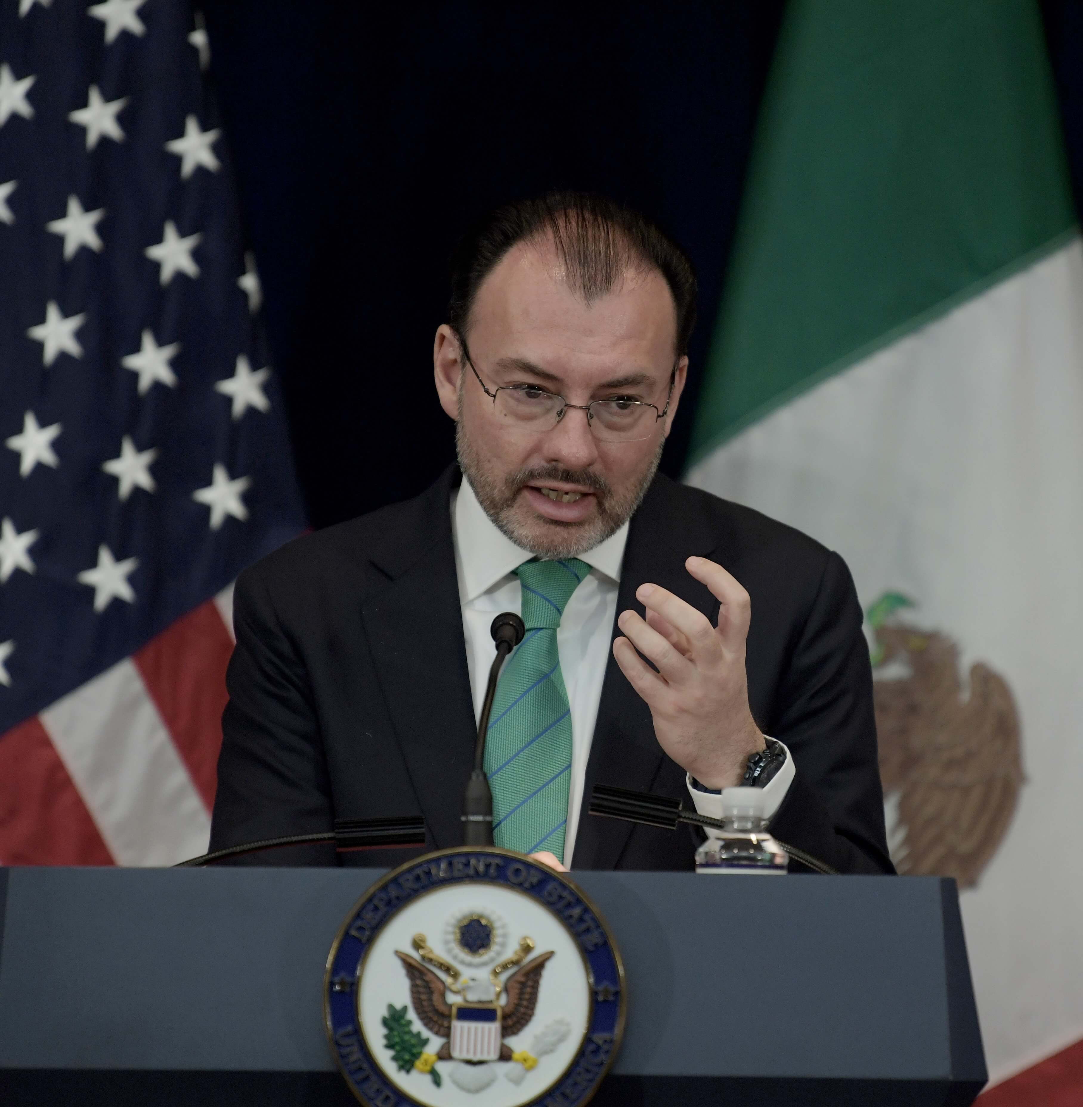 Canciller mexicano analiza agenda bilateral con funcionarios estadounidenses
