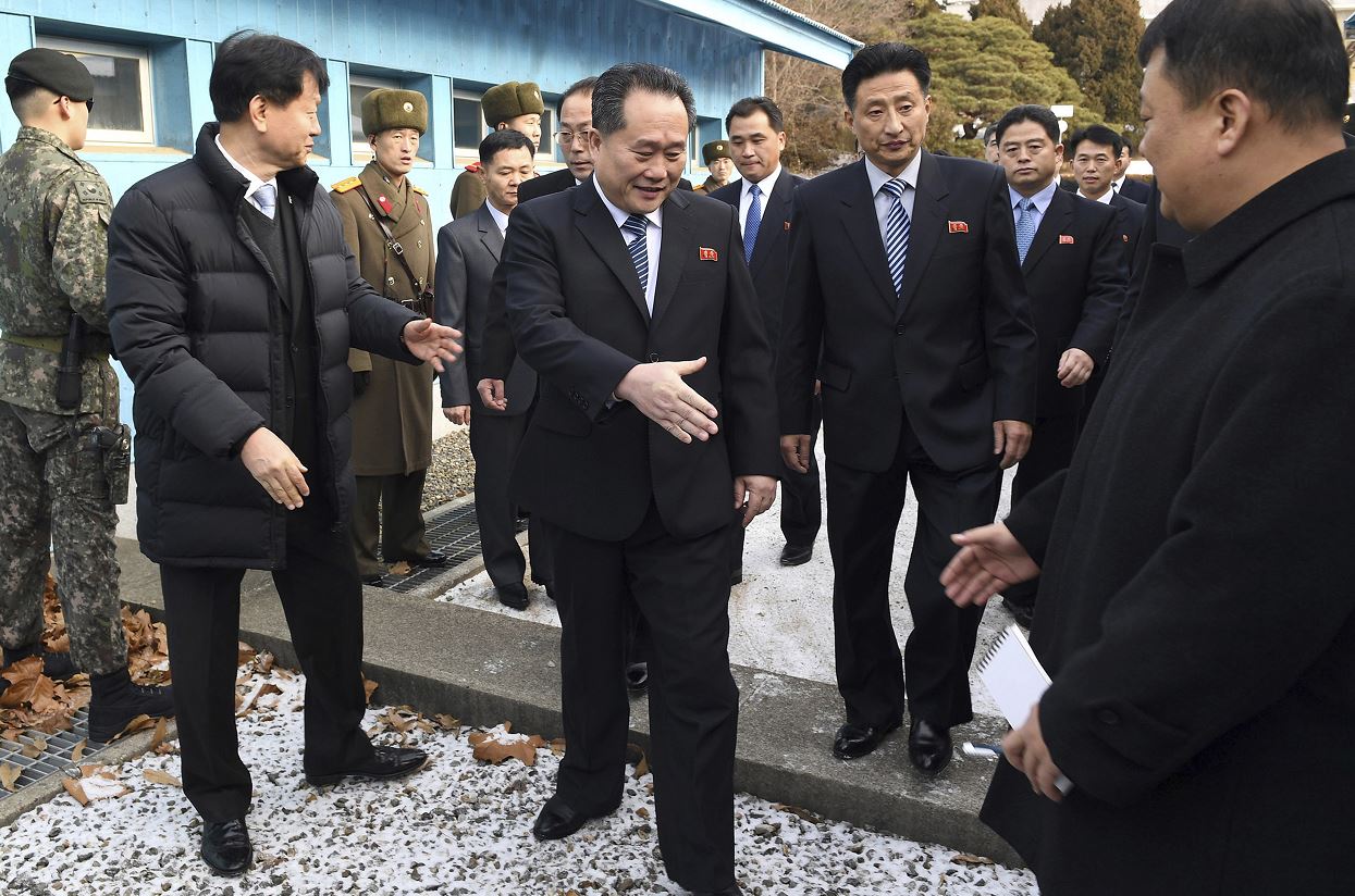 Seúl reunirá con Pyongyang para tratar visita de banda a Juegos Olímpicos