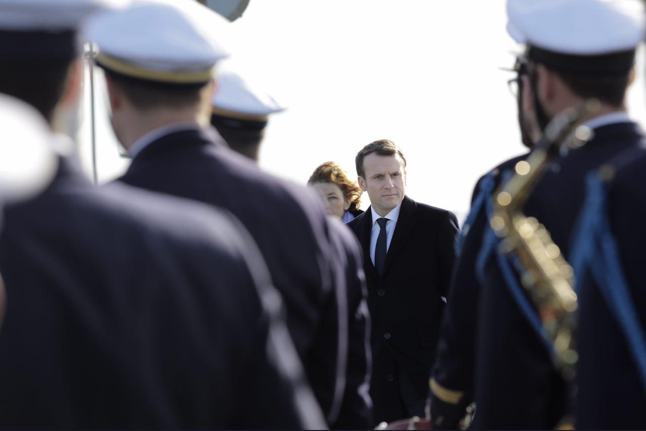 francia restablece el servicio militar obligatorio
