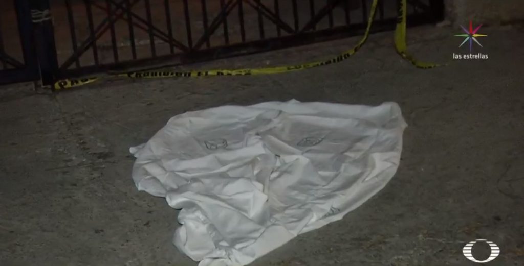 Encuentran a mujer muerta en Nezahualcóyotl. (Noticieros Televisa)