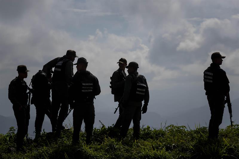 detenen a 5 disidentes venezolanos del grupo de oscar perez