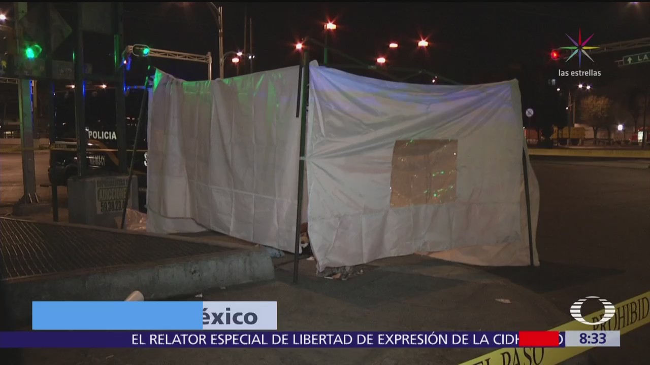 Hallan muerto a hombre en condición de calle en Reforma, CDMX