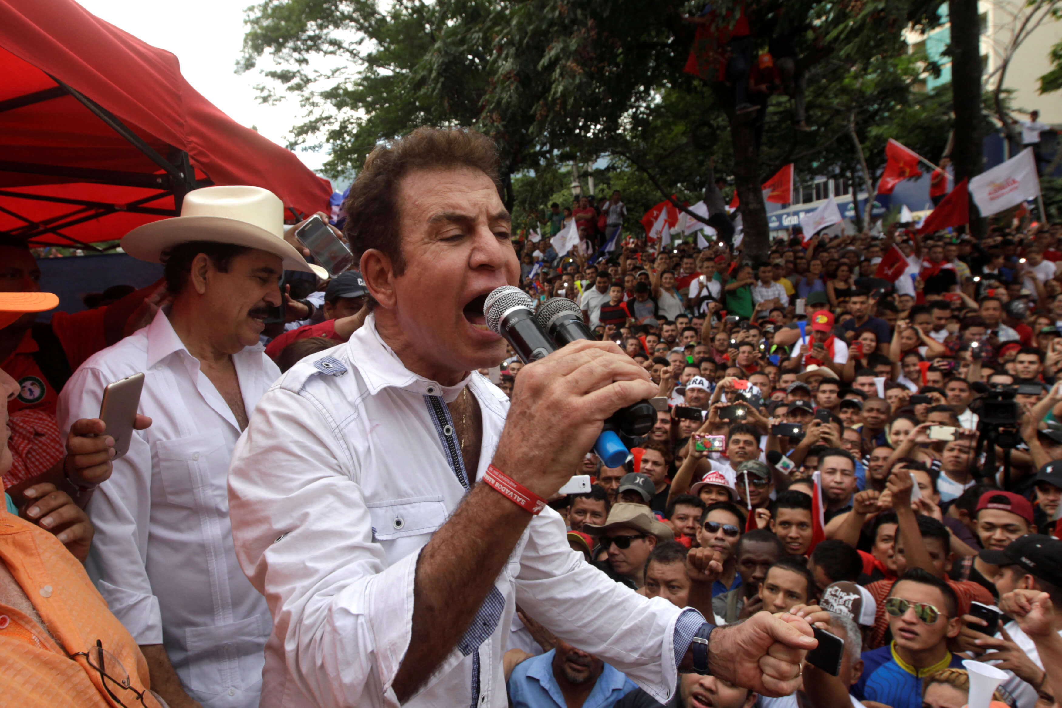 Nasralla busca impedir que Hernández asuma presidencia Honduras