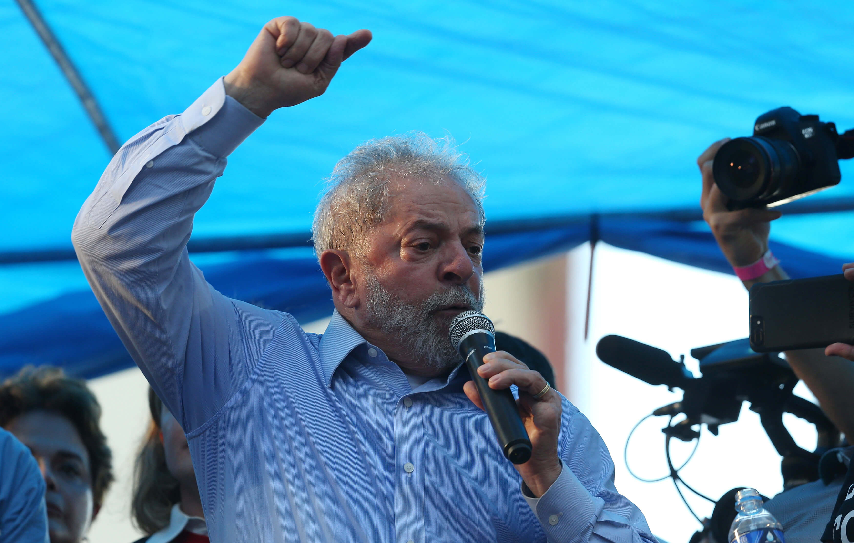 Lula da Silva promete continuar política brasileña que muera