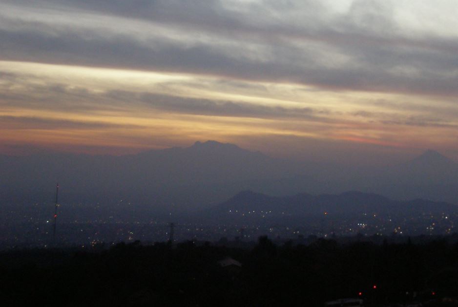 Venustiano Carranza y dos municipios mexiquenses amanecen con mala calidad del aire