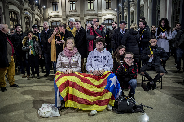 Confían en que disminuirá la incertidumbre en torno a Cataluña