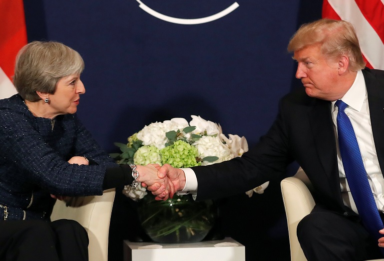 Trump dice negociaría el Brexit con una actitud más dura que May