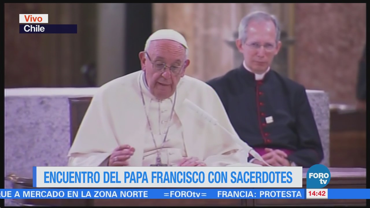 Papa Francisco Reúne Sacerdotes Chile