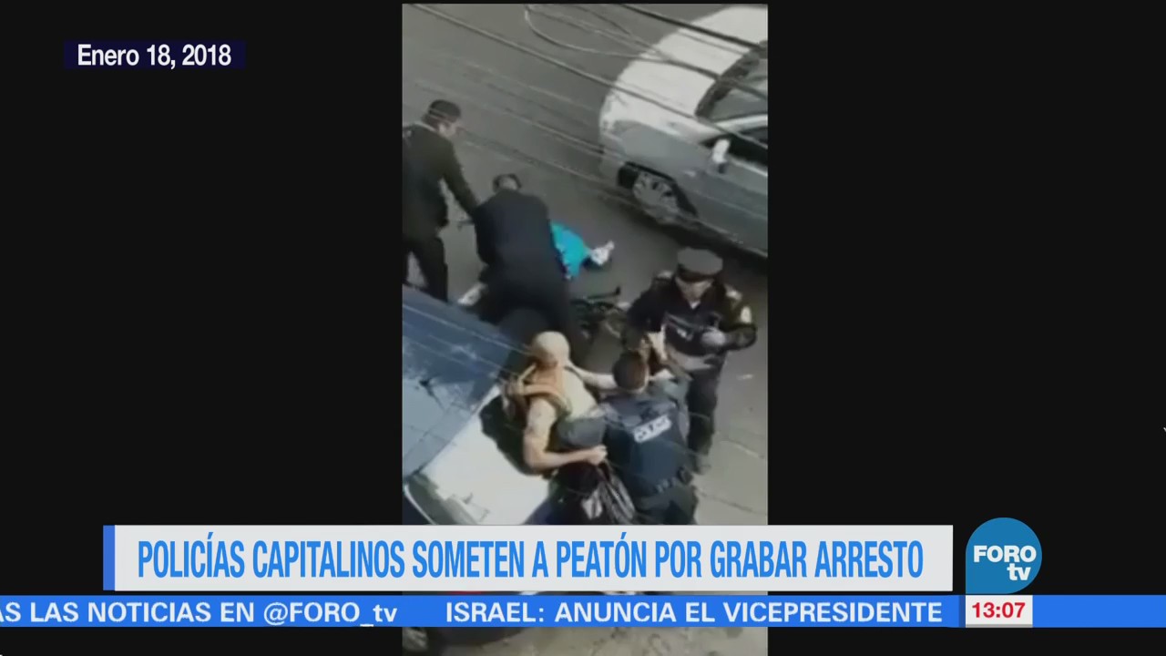 Policías CDMX someten a peatón que grabó arresto de presunto asaltante
