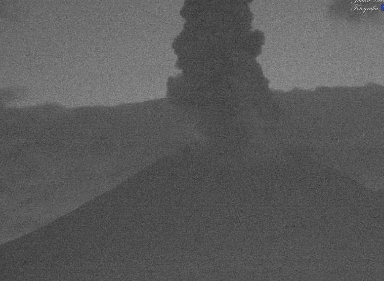 Se registra explosión en cráter de volcán Popocatépetl