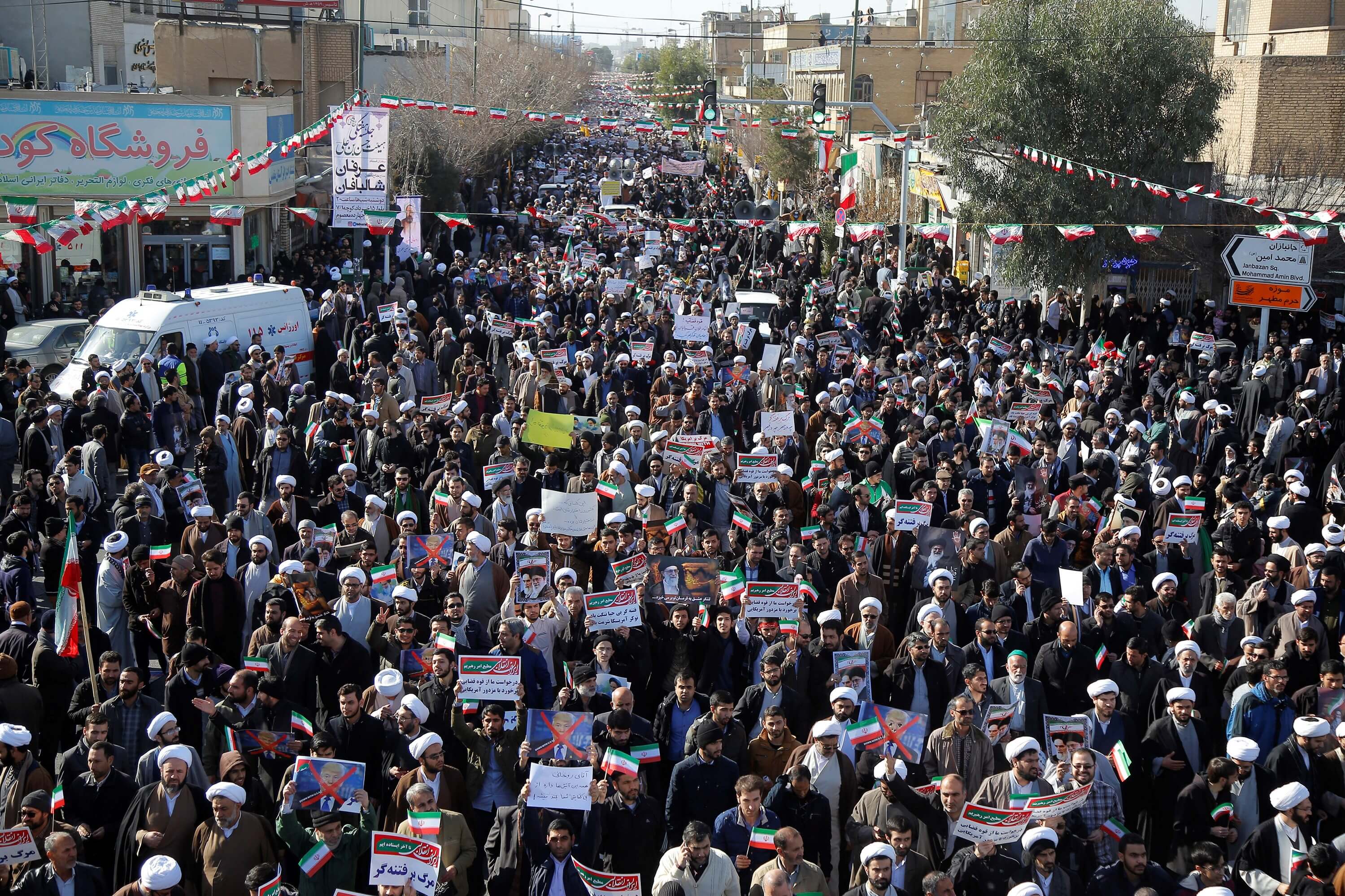 Protestas en Irán a favor del régimen.