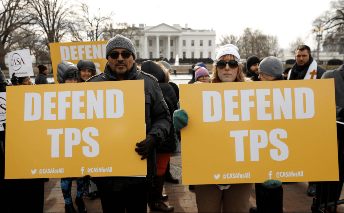 Protestas en Washington contra la cancelación del TPS para los salvadorenos