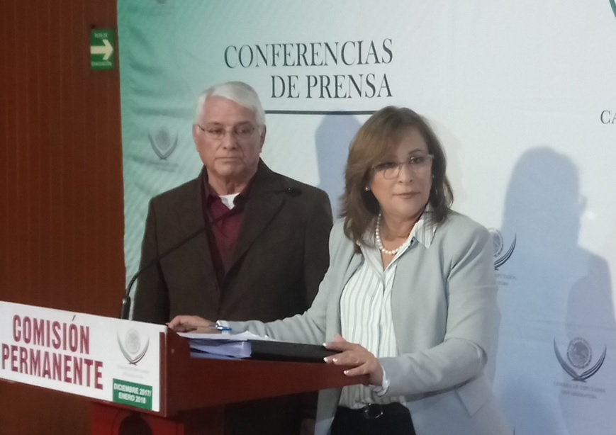 Morena acusa a Meade de plagio por iniciativa contra la corrupción