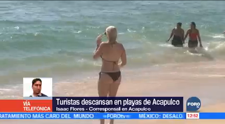 Turistas Aprovechan Clima Templado Acapulco