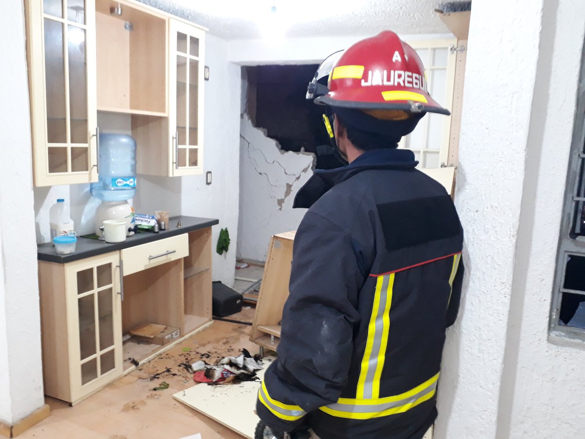 Explosión por acumulación de gas afecta departamento de Zapopán
