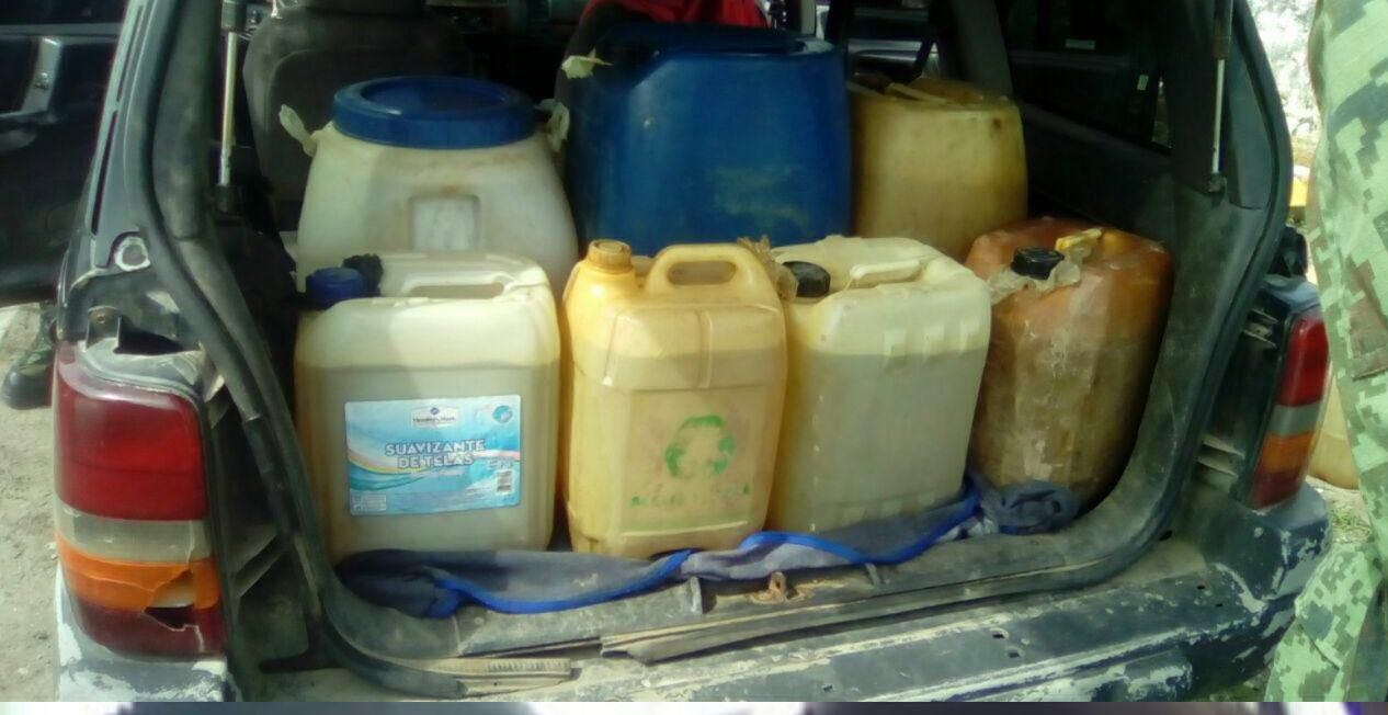 Aseguran más de mil litros de combustible robado en Tabasco