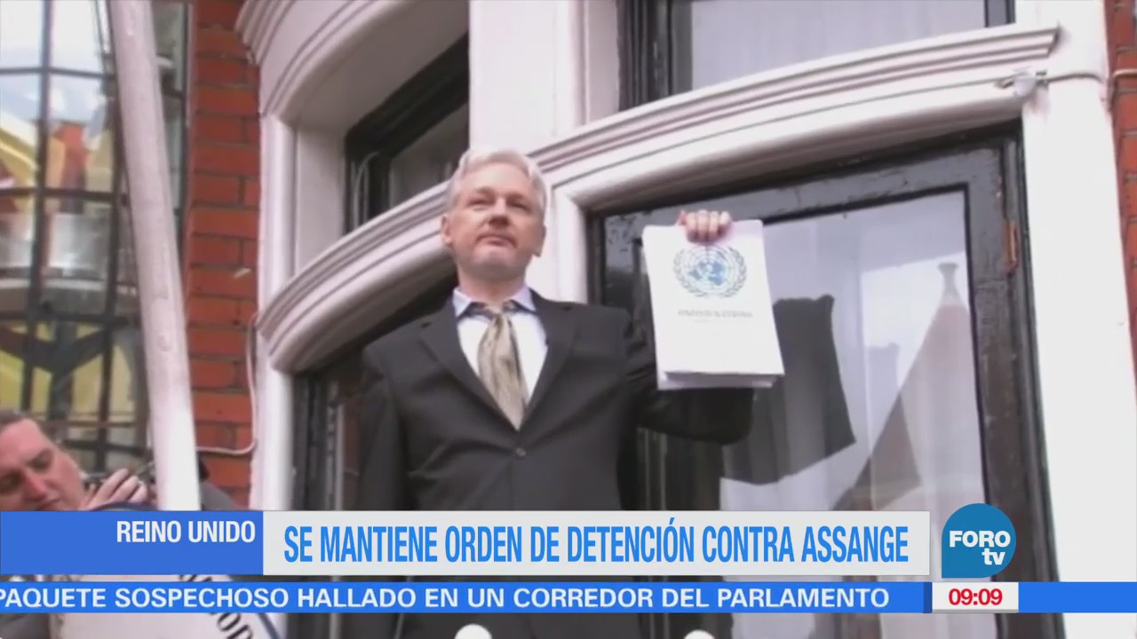 Autoridades británicas mantienen orden de detención contra Julian Assange