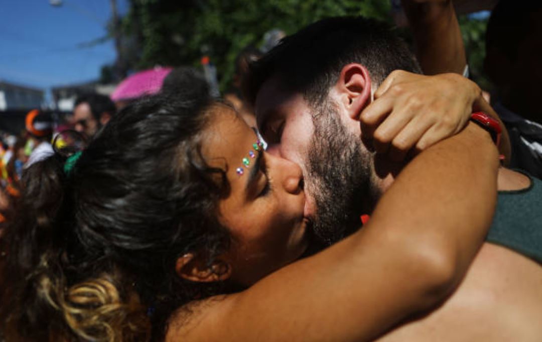 10% de la población mundial nunca besa, según estudio. (Getty Images)