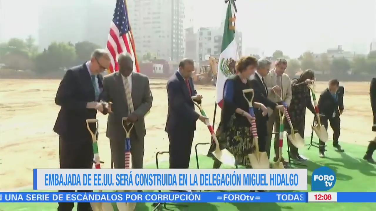Colocan primera piedra de la nueva embajada de Estados Unidos en México