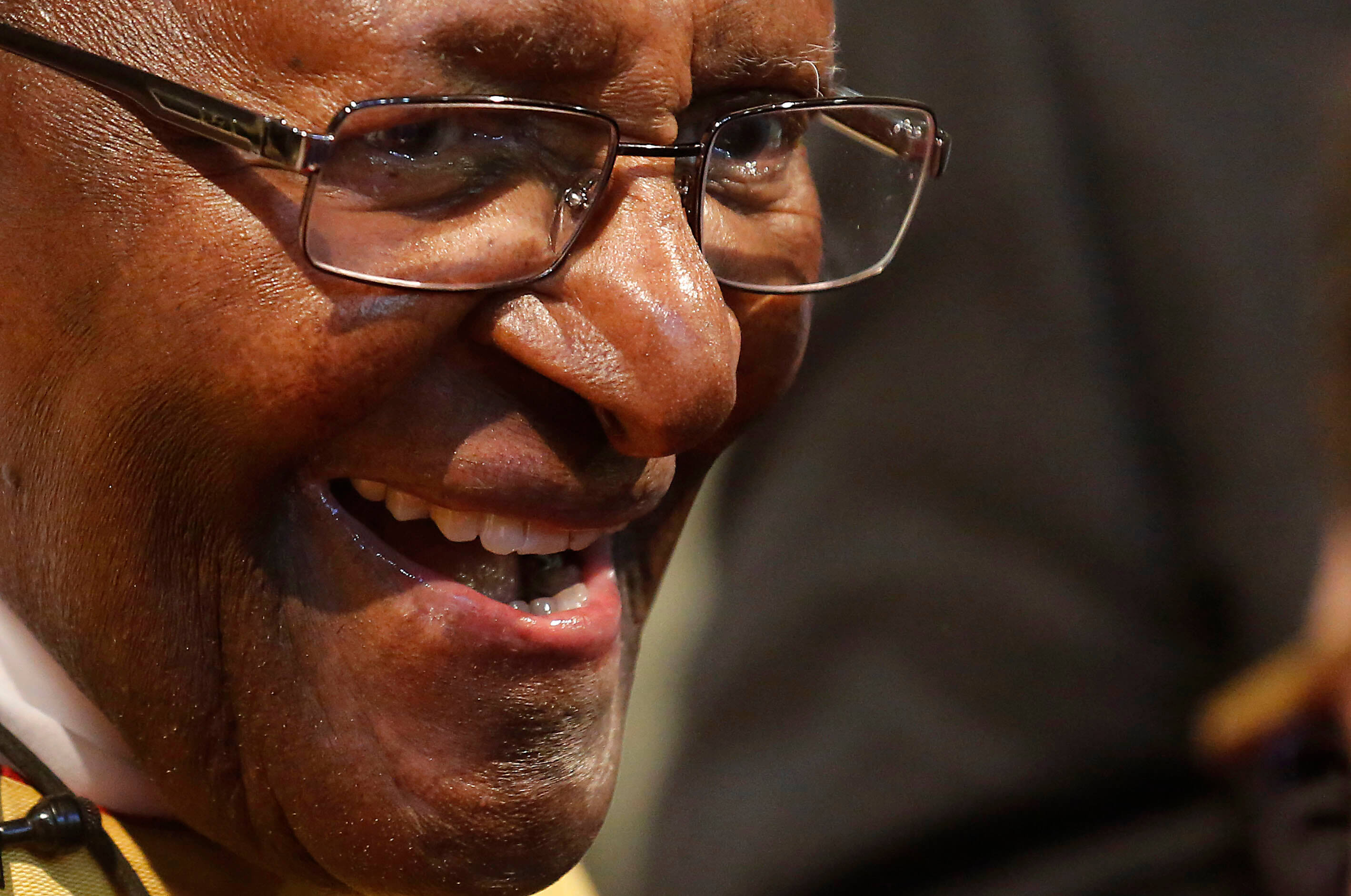 Desmond Tutu renuncia a su papel como embajador de Oxfam