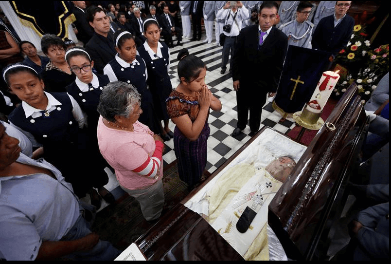 El arzobispo guatemalteco Óscar Julio Vián murió a causa del cáncer. (EFE) 