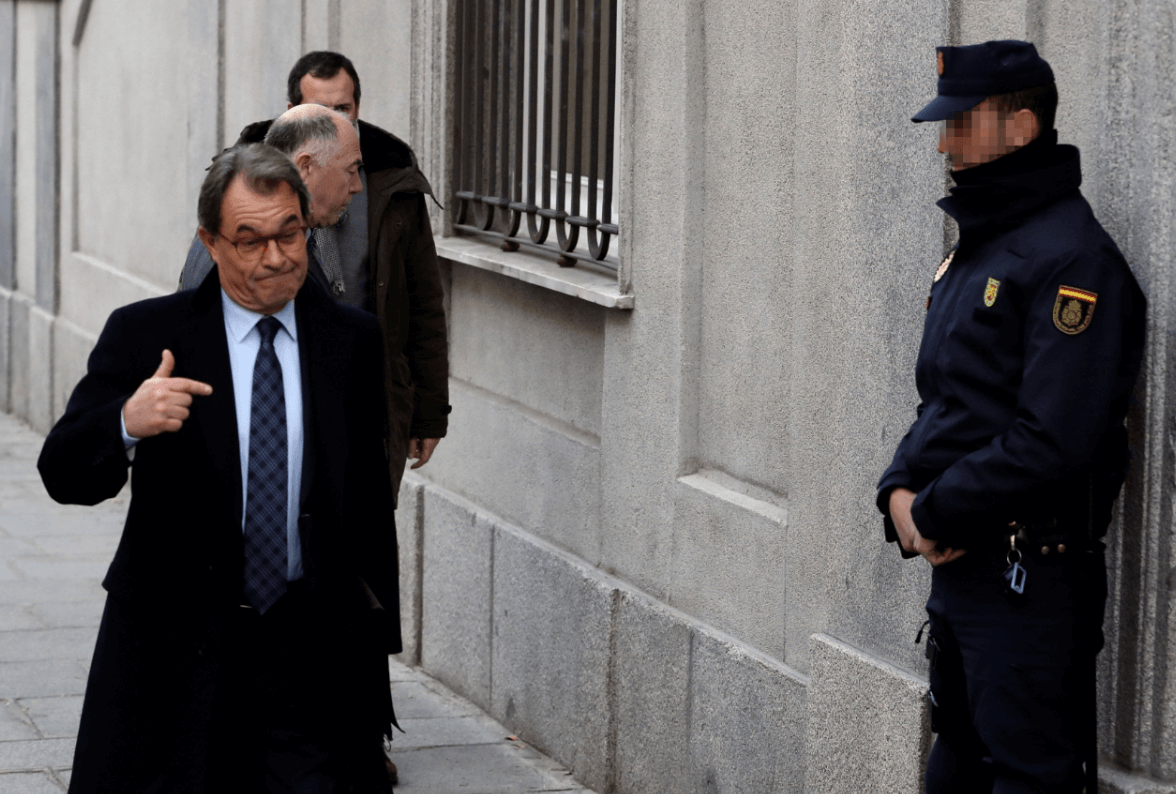 El expresidente catalán Artur Mas a su llegada al tribunal