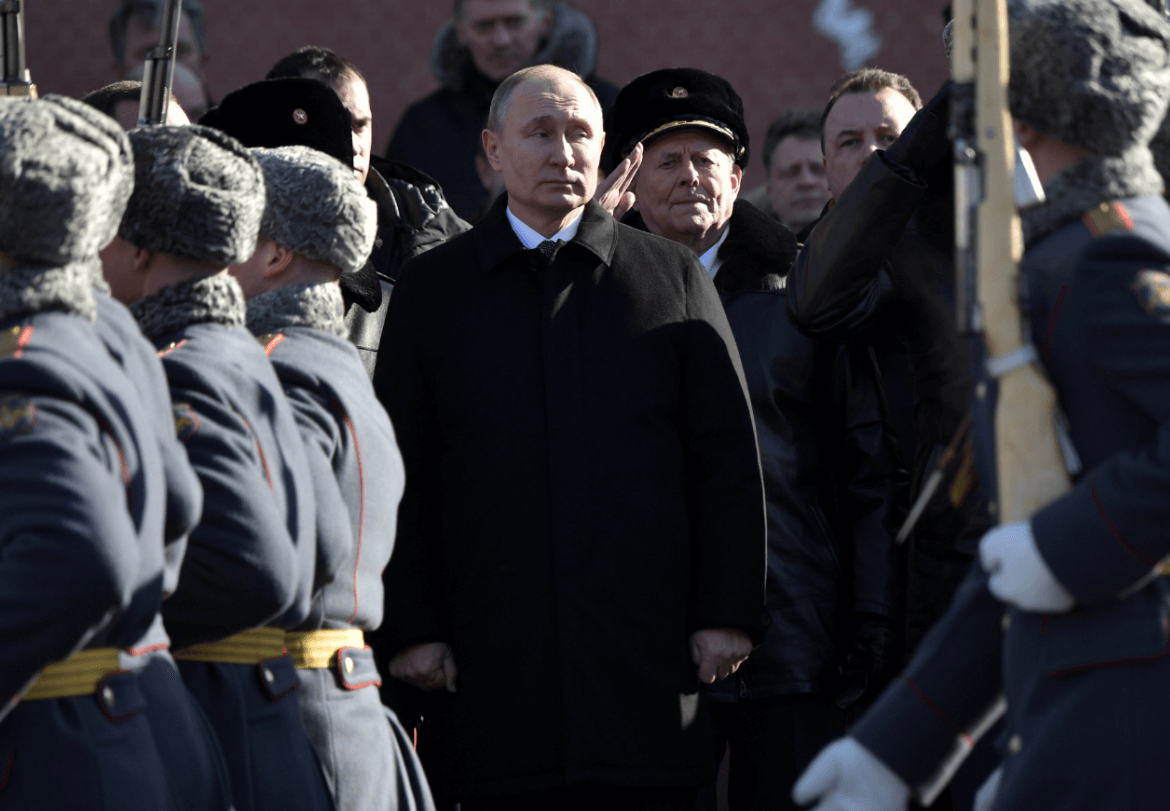 Putin elogia la valentía de los militares rusos en Siria