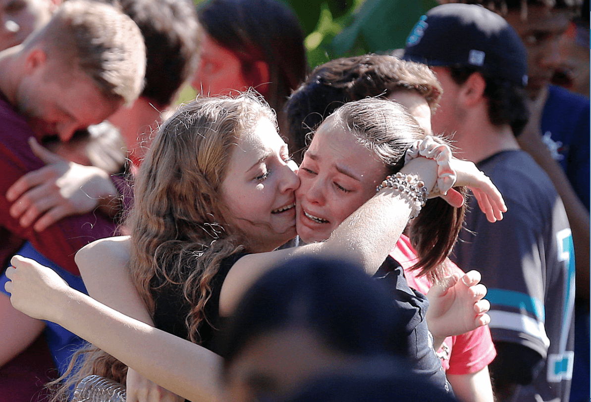 Maestros murieron mientras protegían a alumnos durante masacre en Florida