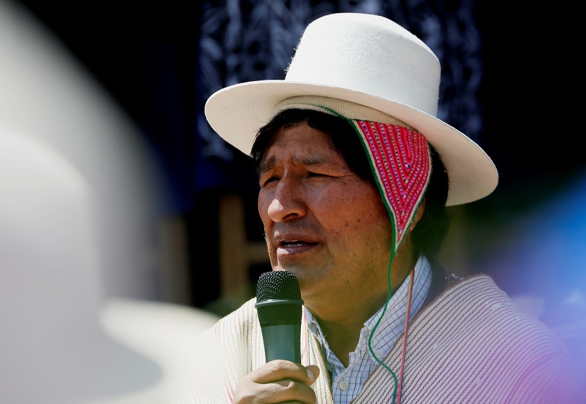 Evo Morales denuncia el uso ‘diabólico’ del celular en escuelas de Bolivia