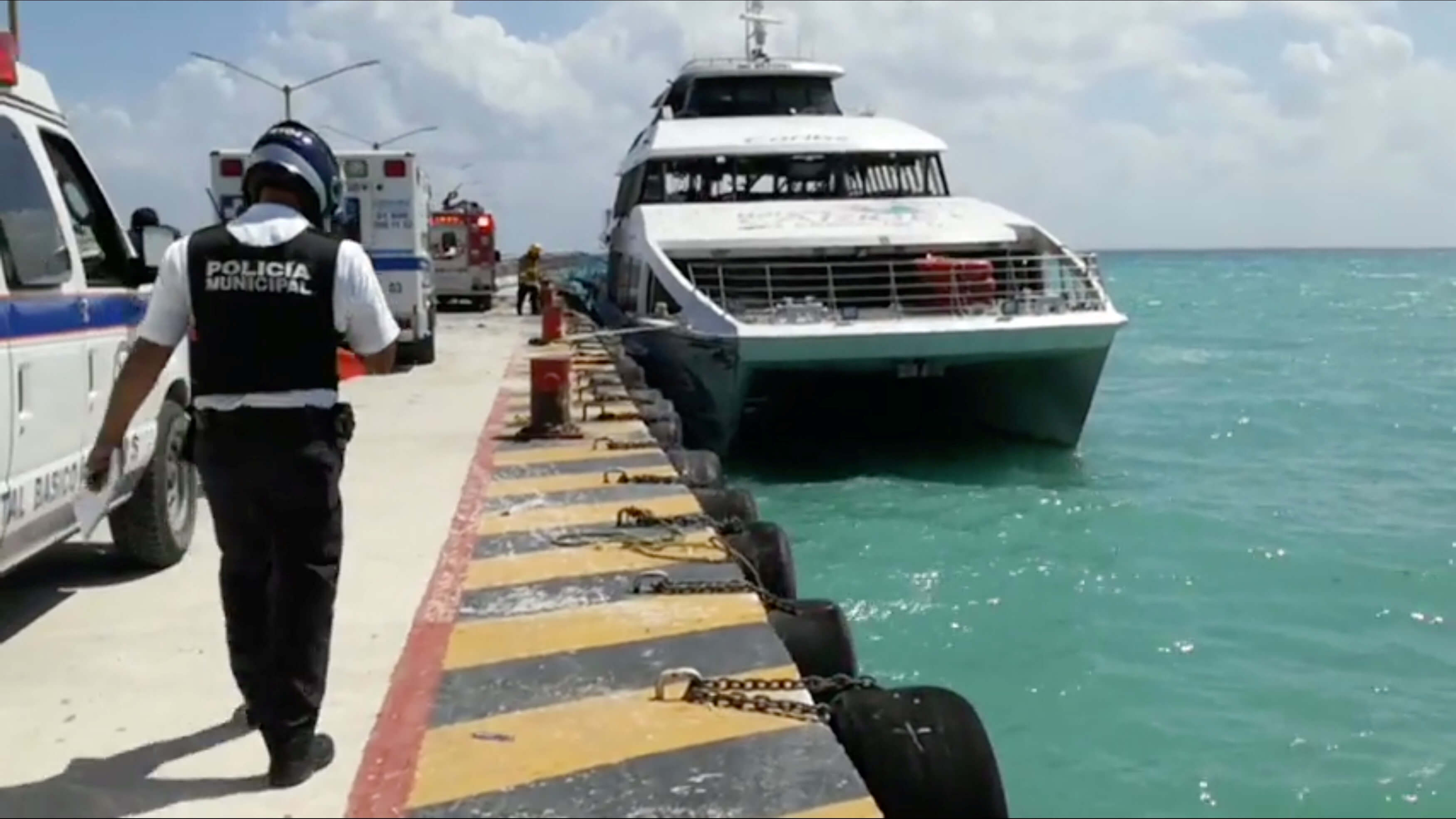 suman 25 heridos explosion ferry playa carmen quintana roo