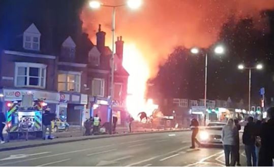 Reportan una fuerte explosión en la ciudad de Leicester, Inglaterra