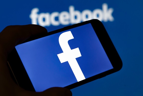 Gestión de datos personales de Facebook es ilegal, sentencia tribunal alemán