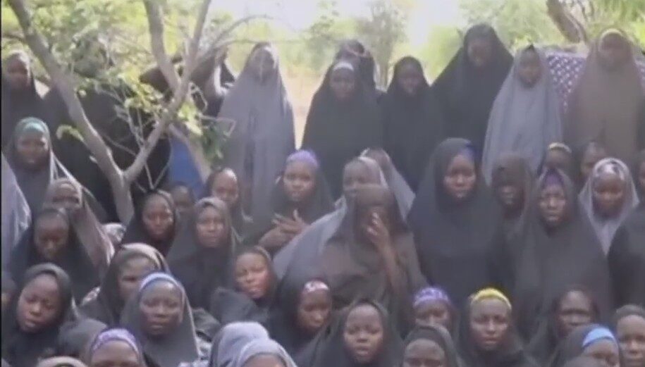 Fuerzas de Nigeria liberan a más de mil personas secuestradas por Boko Haram