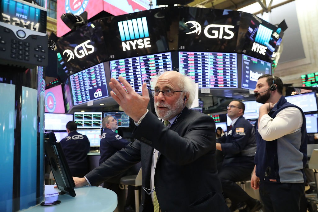 Wall Street cierra mixto y Dow Jones gana 0 66 ciento