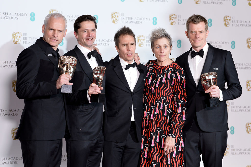 'Three Billboards' triunfa en los BAFTA; reconocen a Guillermo del Toro